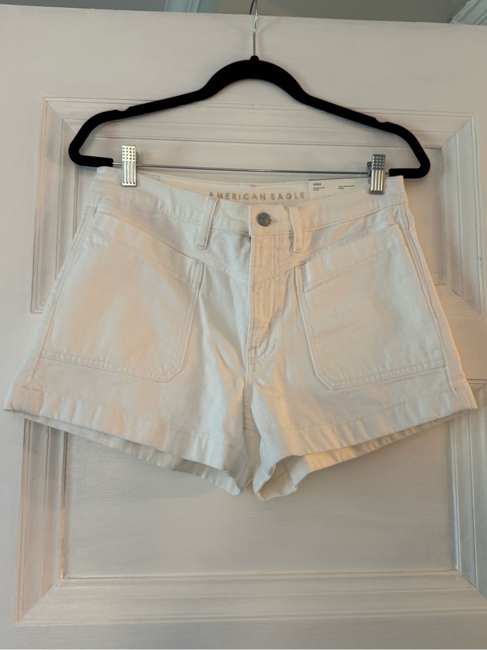 NWT American Eagle White Strigid Super High-Waisted Relaxed Denim Short